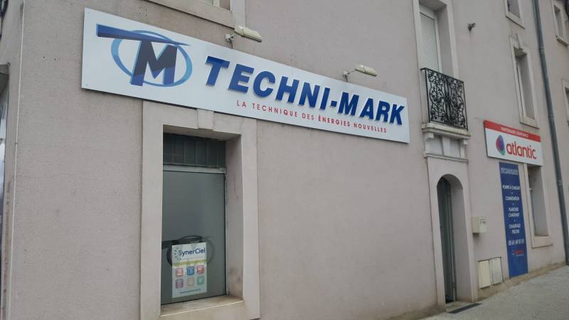 Enseigne classique l'entreprise Techni Mark à Pamiers